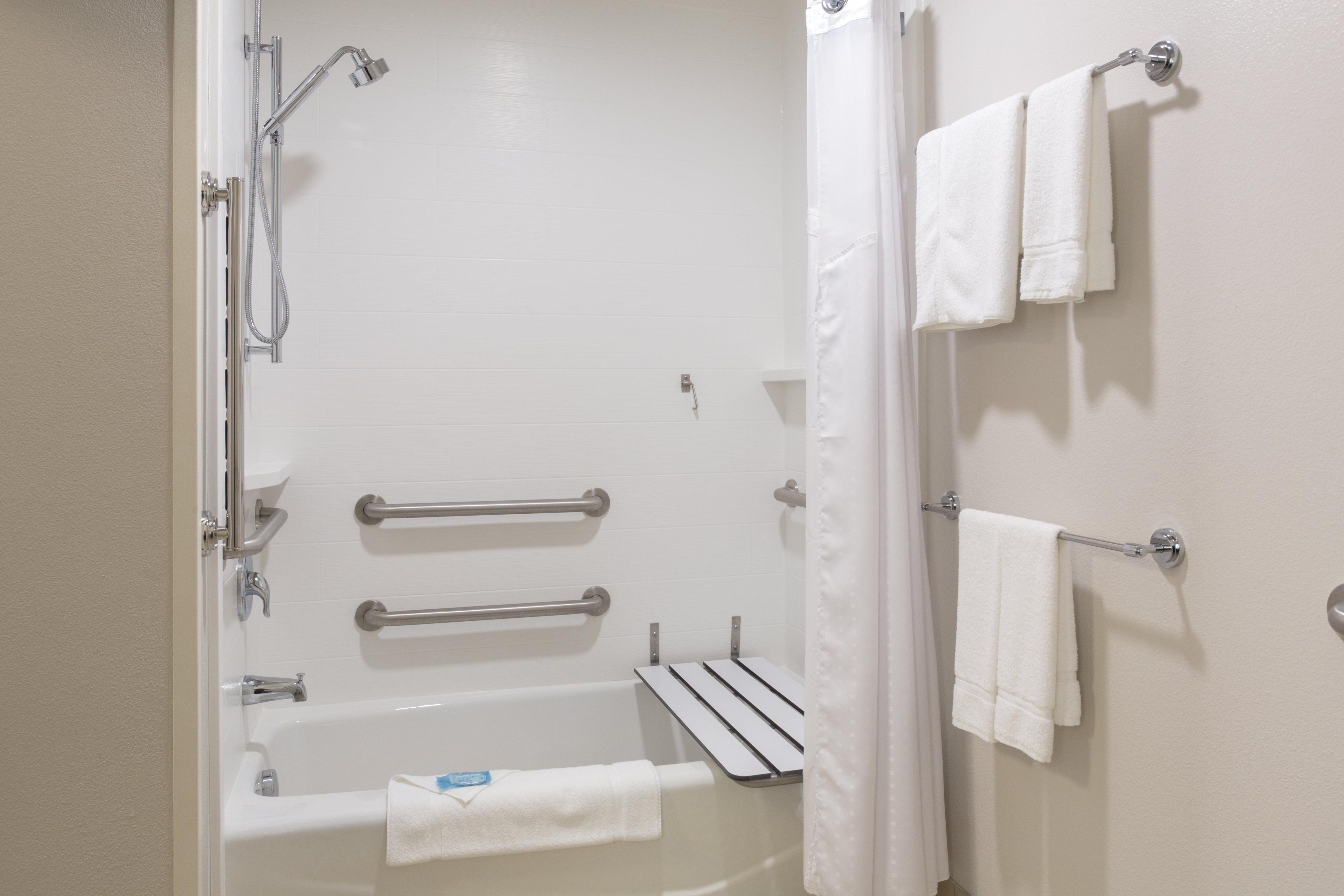 Holiday Inn Express & Suites Lincoln I - 80 By Ihg Buitenkant foto
